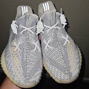 ADIDAS YEEZY BOOST 350 V2 LUNDMARK (NON REFLECTIVE)     SIZE 9 1/2 US